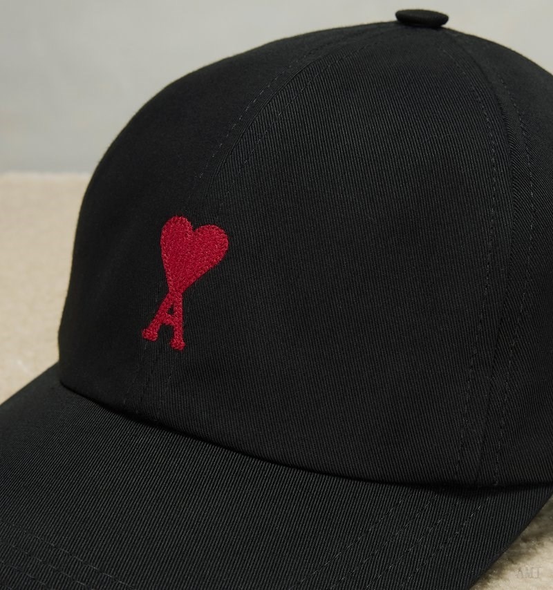 Ami Paris Red Ami De Coeur Embroidery Cap Noir Femme | KCA-28210347